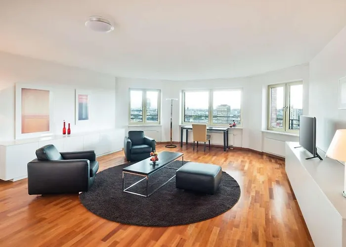 Lindner Frankfurt Main Plaza, Part Of Jdv By Hyatt Hotel 4*