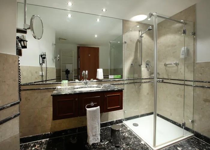 Lindner Frankfurt Main Plaza, Part Of Jdv By Hyatt 4*